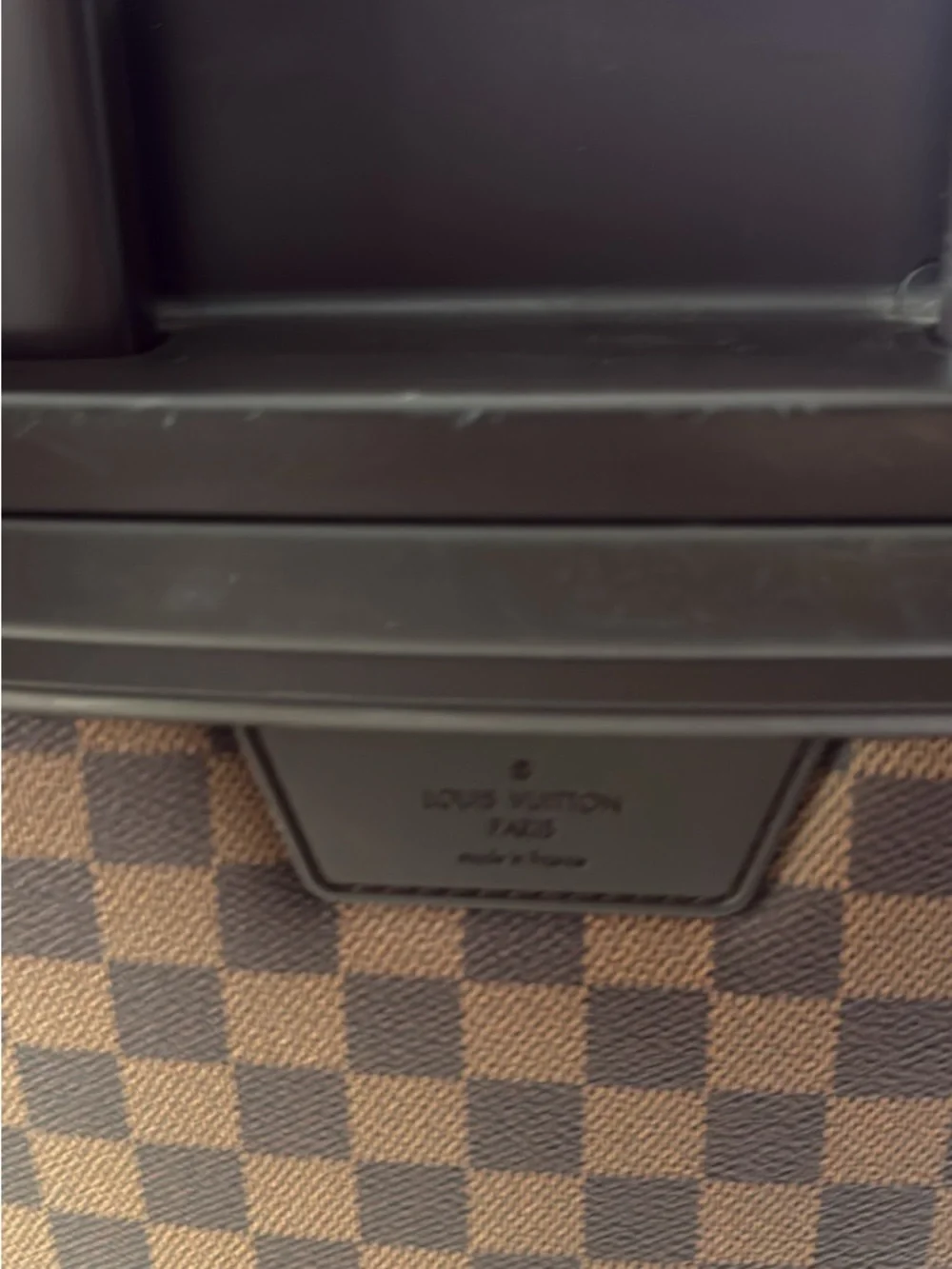 Louis Vuitton
Monogram Zephyr Hard Case Luggage Bag 55 Brown **** Zipper**** - Picture 10 of 14